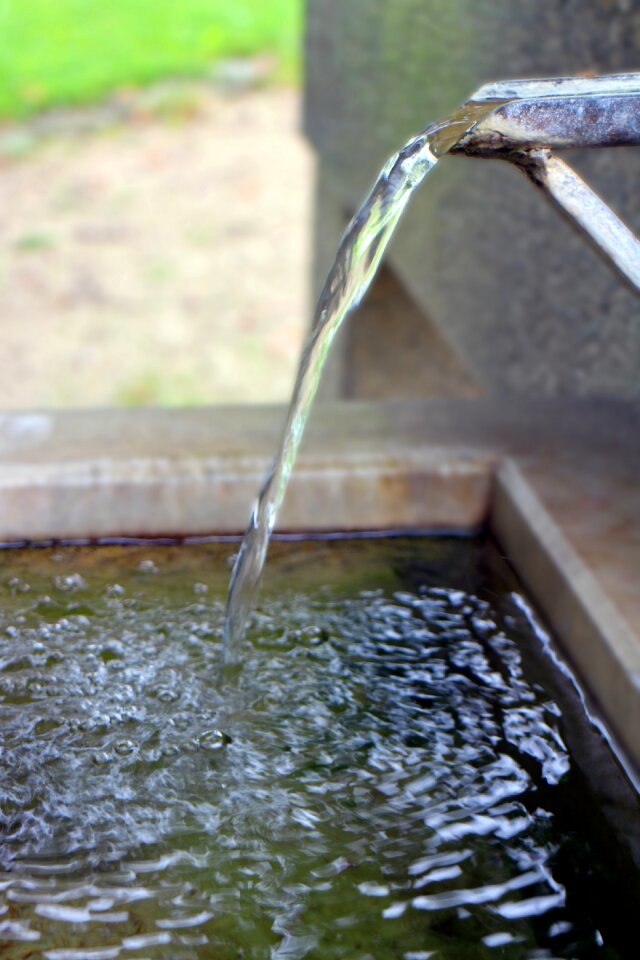 Tube arch water sheet
