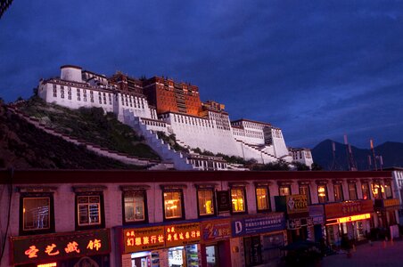 Lhasa china night photo