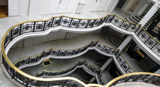 Madrid ladder hollow