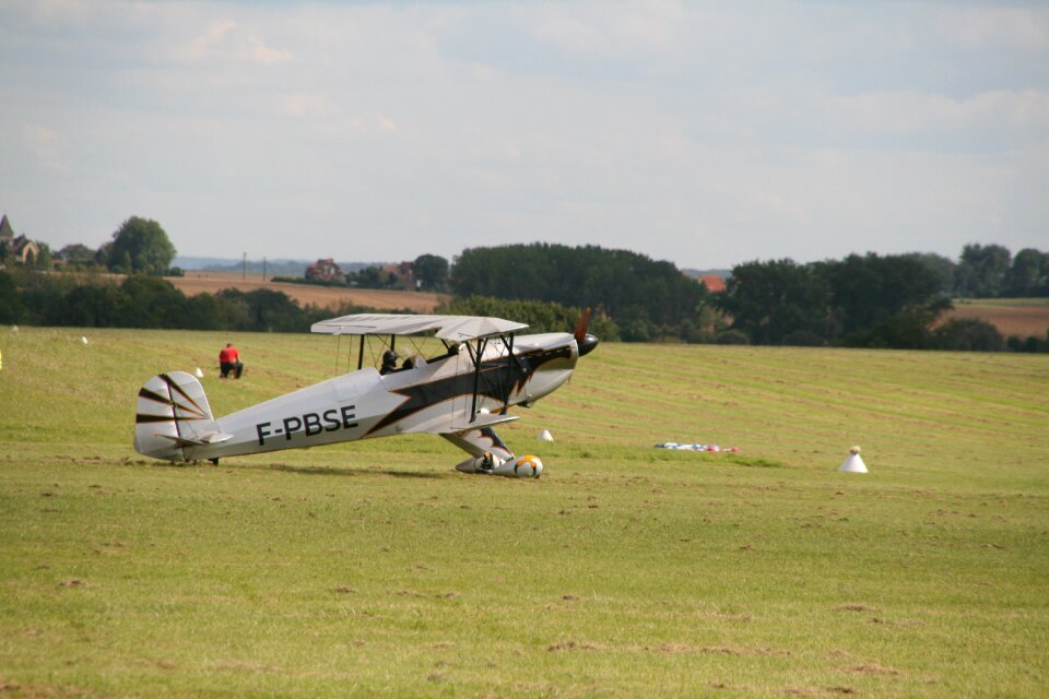Aircraft biplane meeting