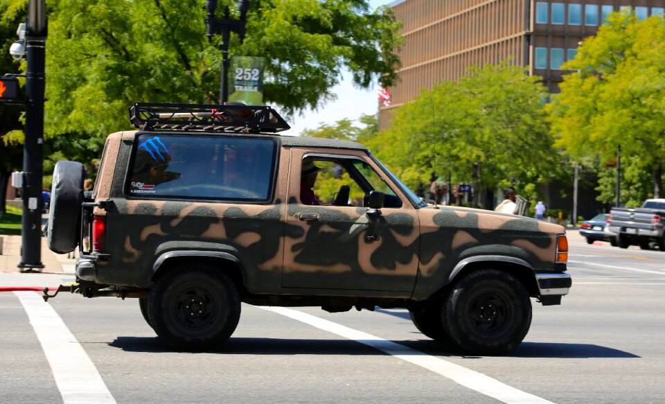 Vehicle camouflage army
