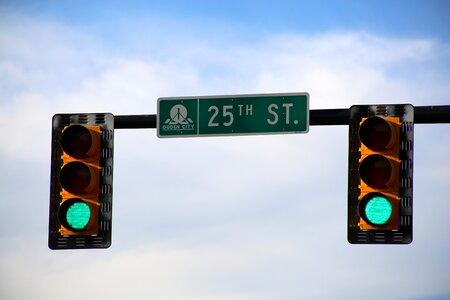 Green go traffic