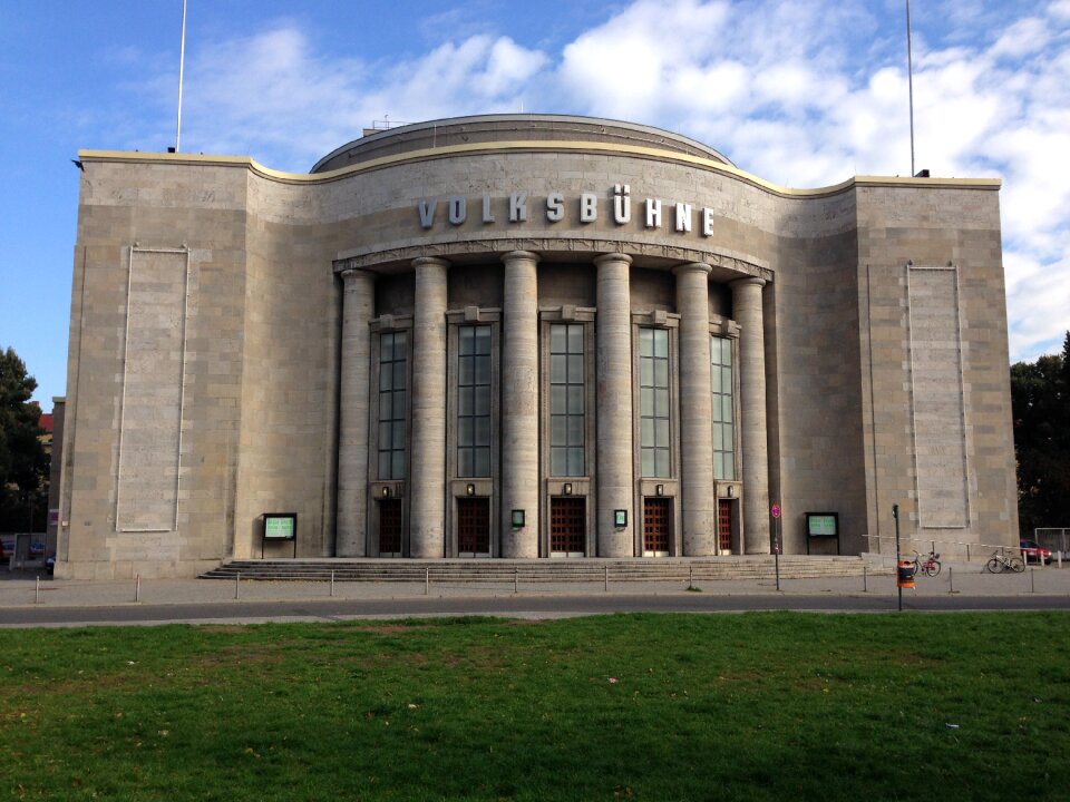 Capital architecture building