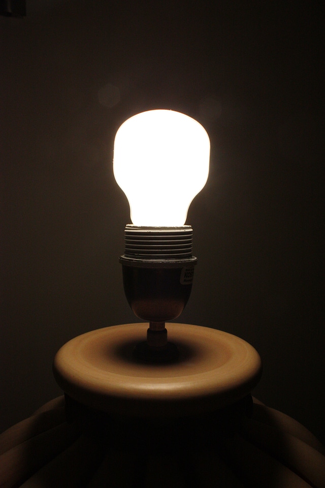 Bulb electric glowing
