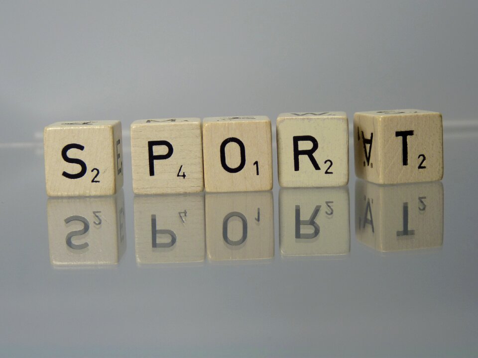 Mirror dice letters