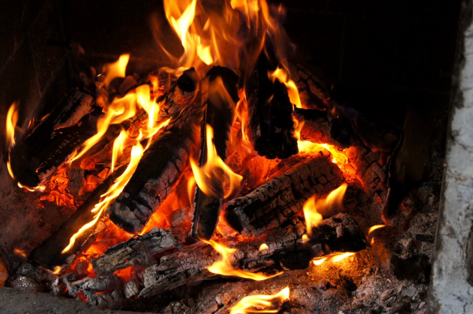 Burn relaxation wood