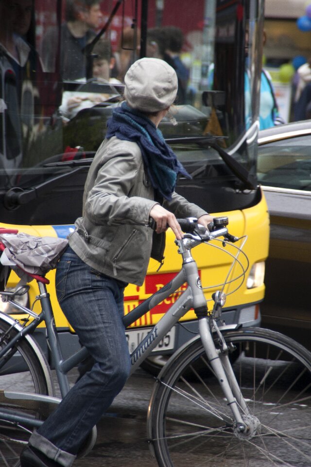 Traffic bus cycle