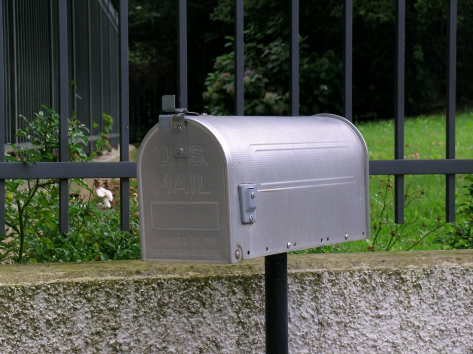 Mailbox mail correspondence