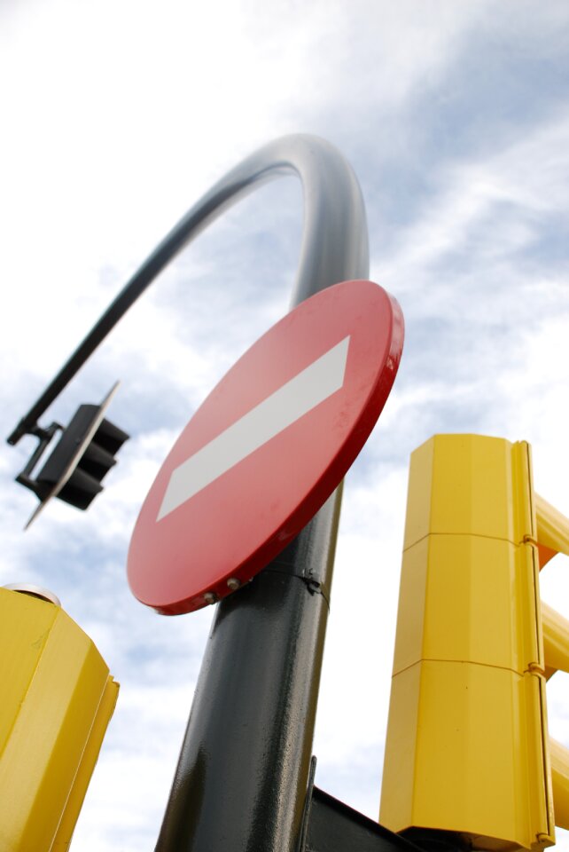 Traffic stop traffic light