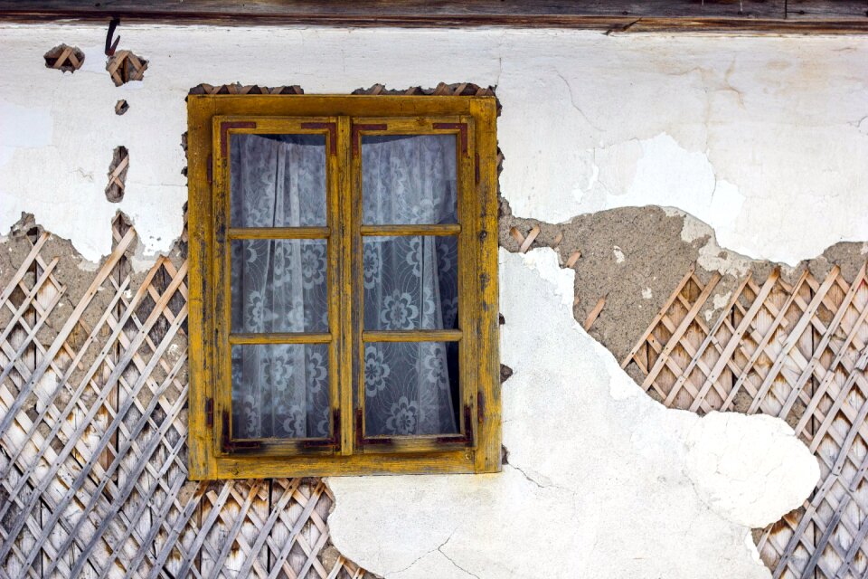 House architecture traditional