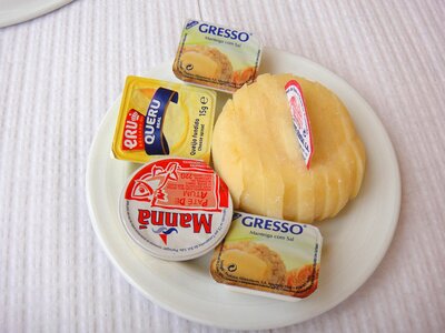 Incoming appetizer butter