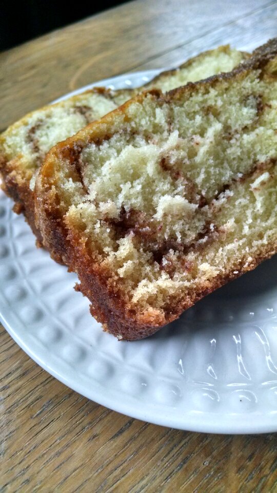 Bread food cinnamon