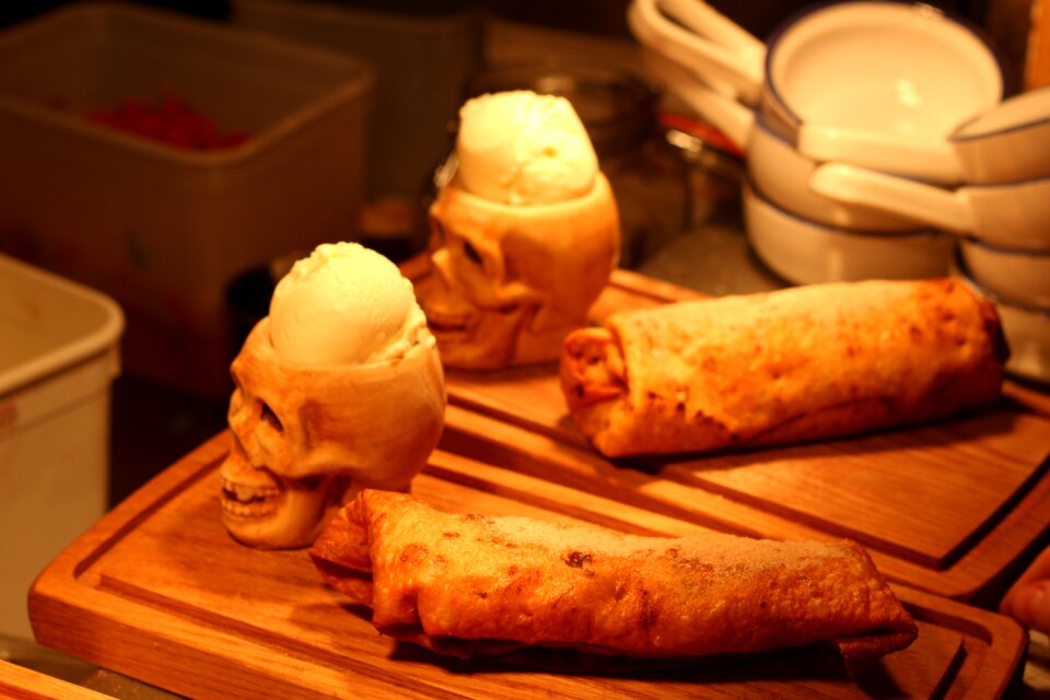 Restaurant skull prepared