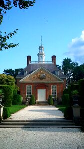 Colonial house architecture