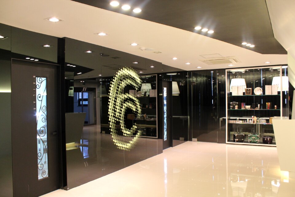 Office corridor company