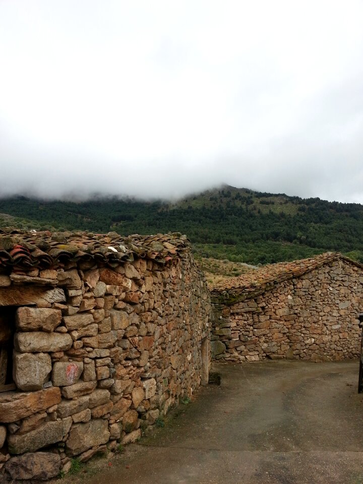 Avila mountain travel