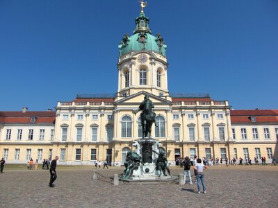 Capital history building