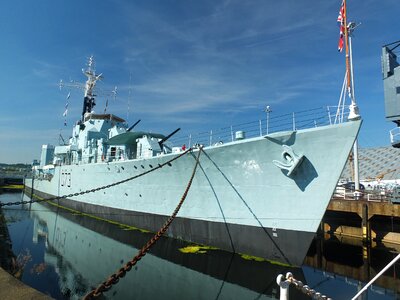 Destroyer transportation sea