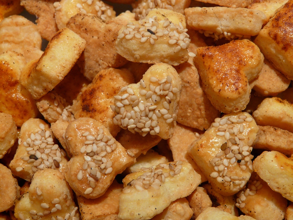 Cheese sesame confectionery products