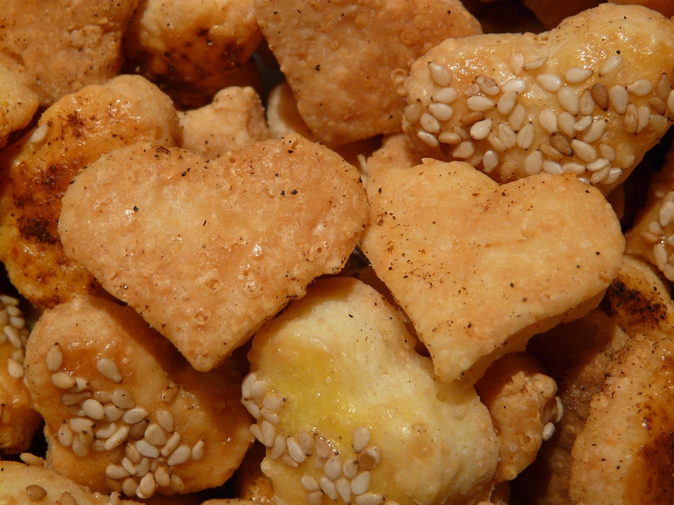 Cheese sesame confectionery products