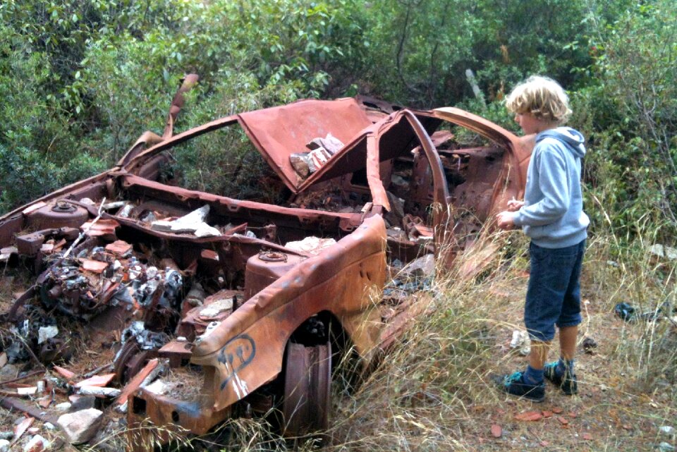 Wreck slammer breakage