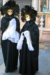 Masks italy disguise