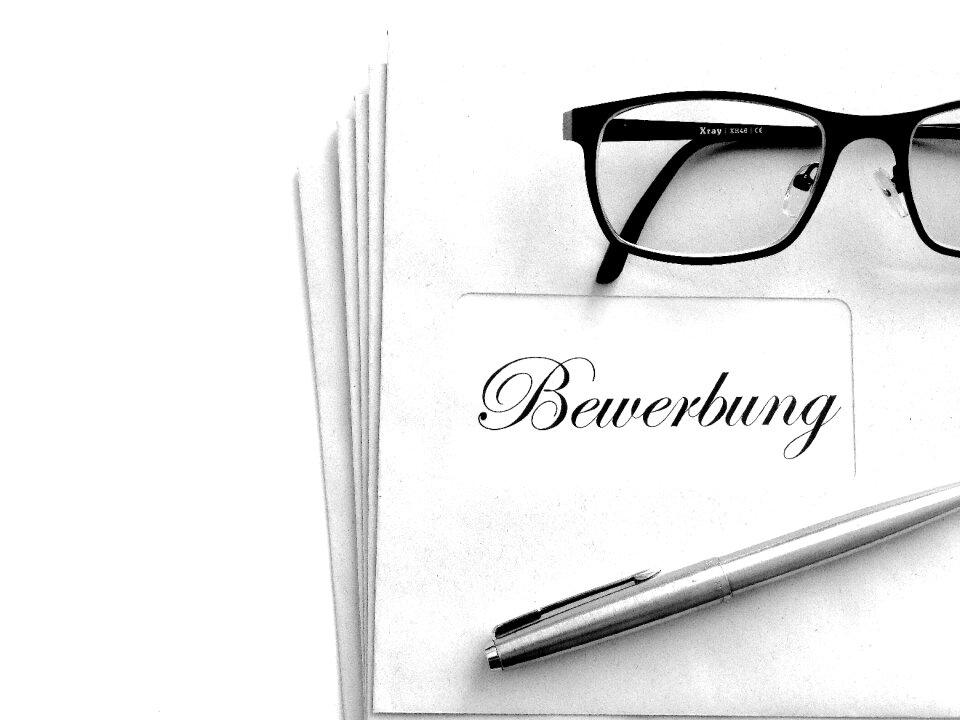 Job search pen glasses