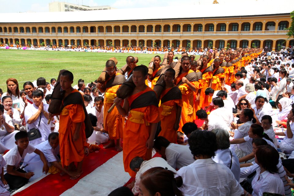 Traditions volunteer thailand