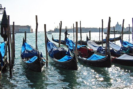 Sighs italy gondolier photo