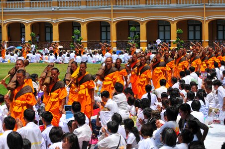 Traditions volunteer thailand