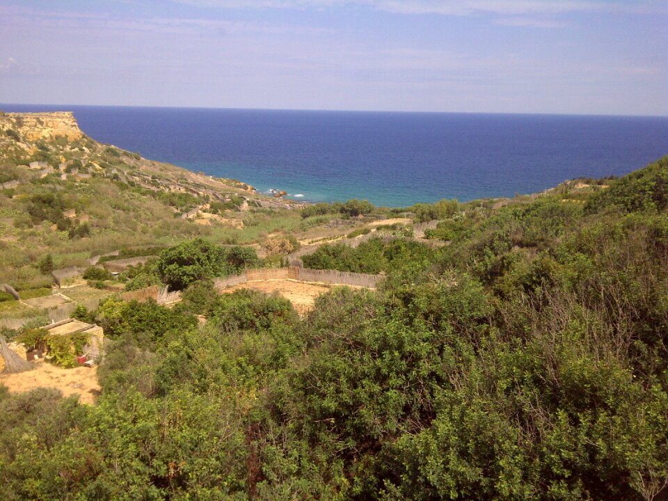 Shore bay