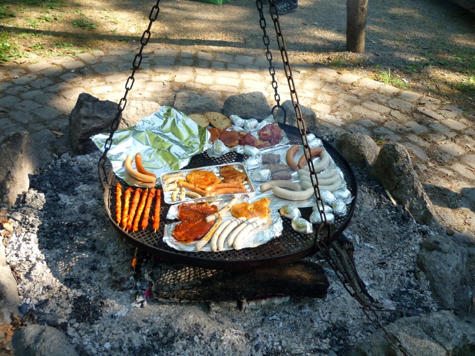 Campfire delicious leisure
