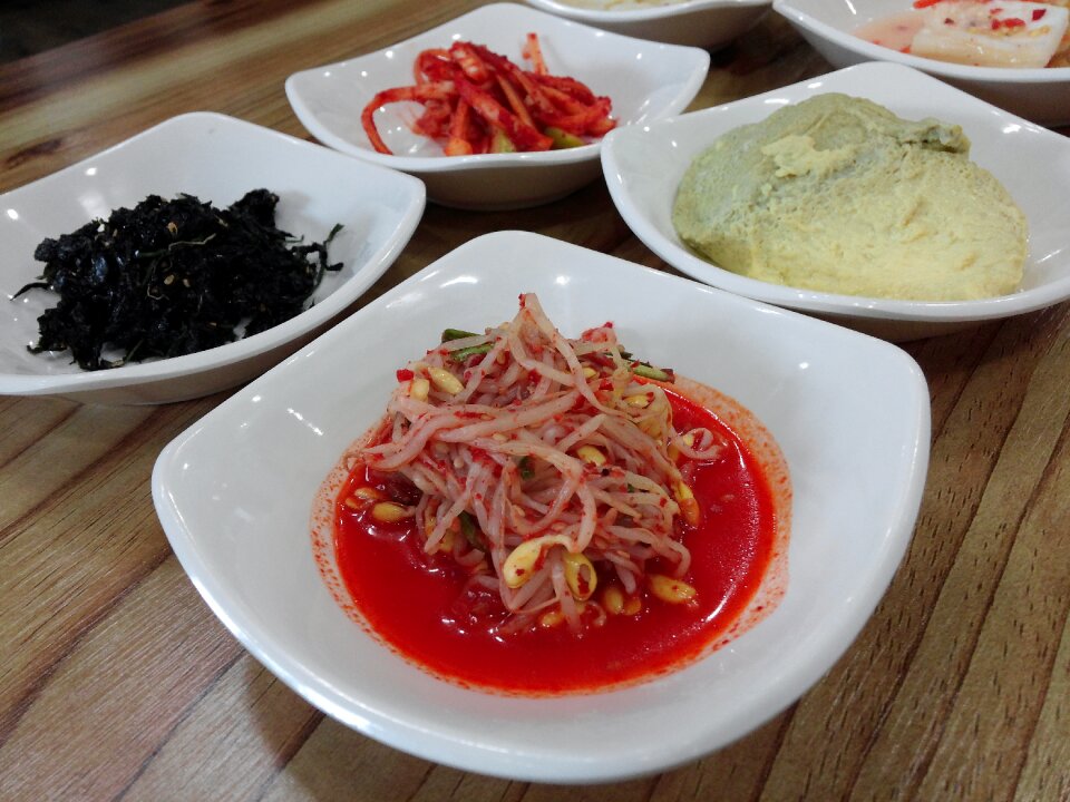 Seoul dining room shop