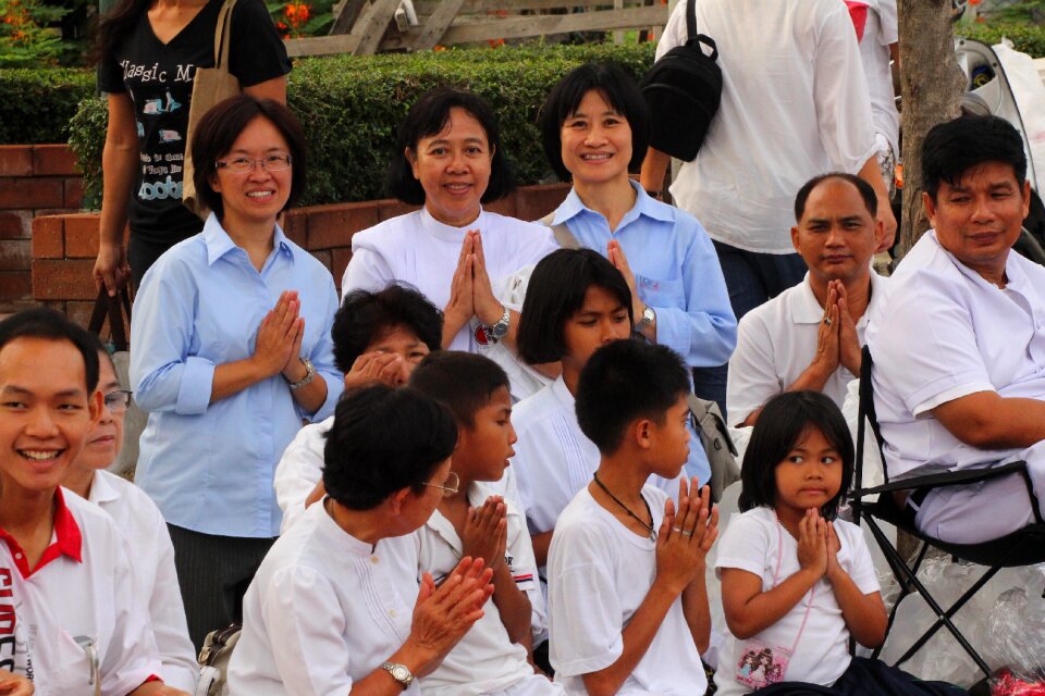Buddhism wat phra dhammakaya