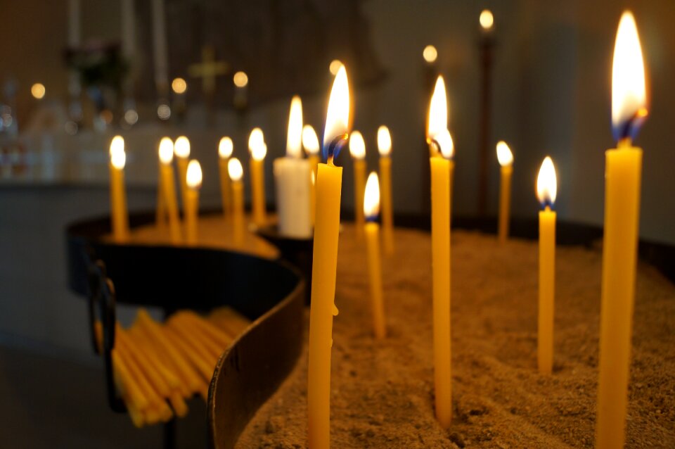 Candles light carrier intercession