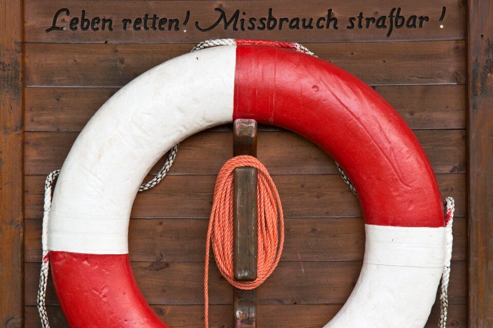 Red emergency non swimmers