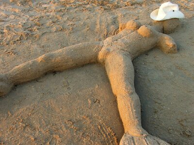Humor figure of sand funny