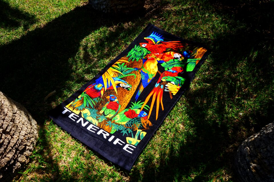 Colorful color bench towel