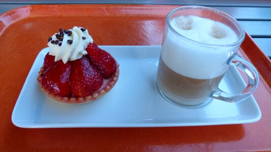 Cappuccino cream eat