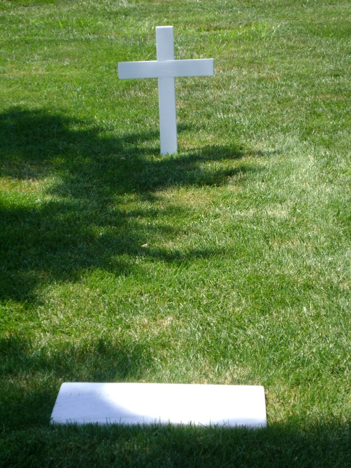 Memorial cross assassination