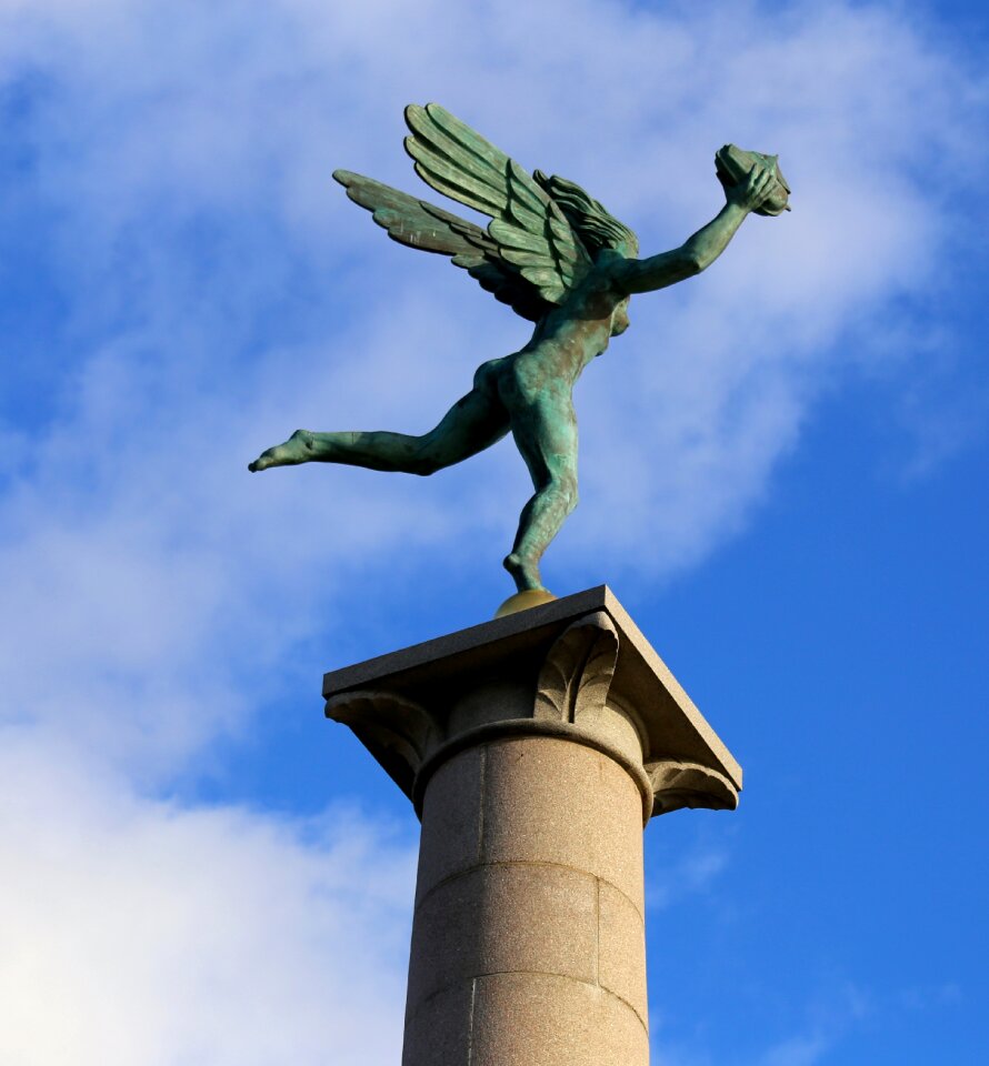 Helsingborg statue sculpture