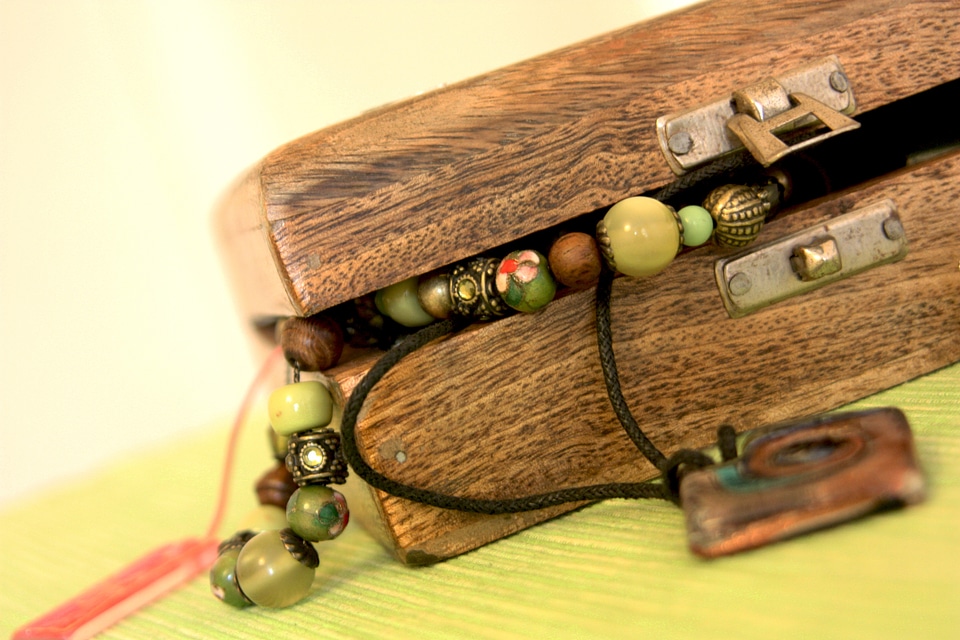 Bracelet ring wooden