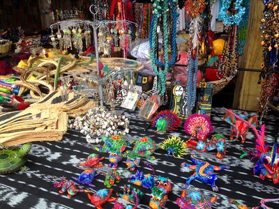Market fleas crafts