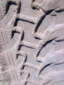 Clay tire vehicle