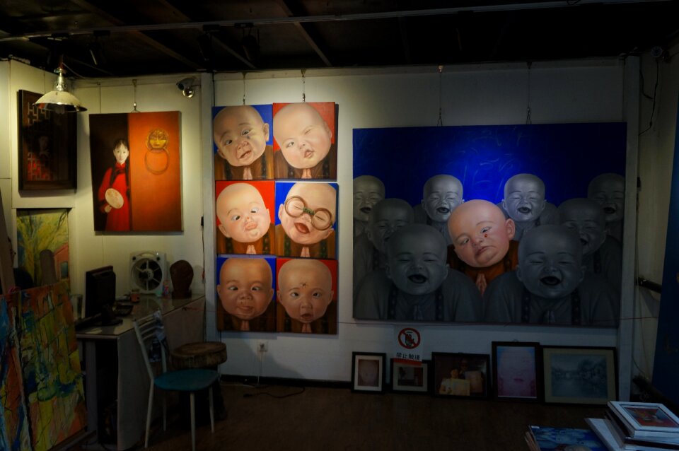 Art expression strange face
