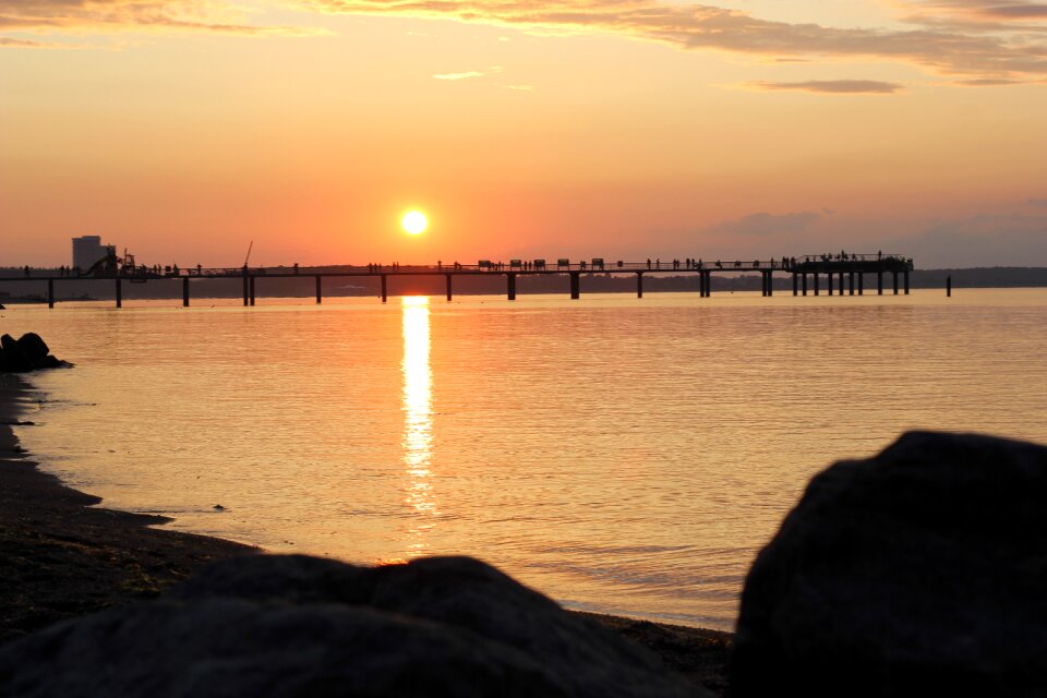 Sea sky sun