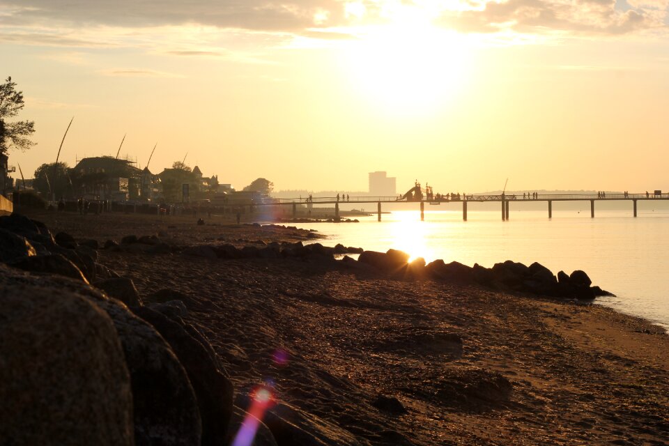Sea sky sun