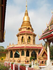 Bangkok temple gold photo