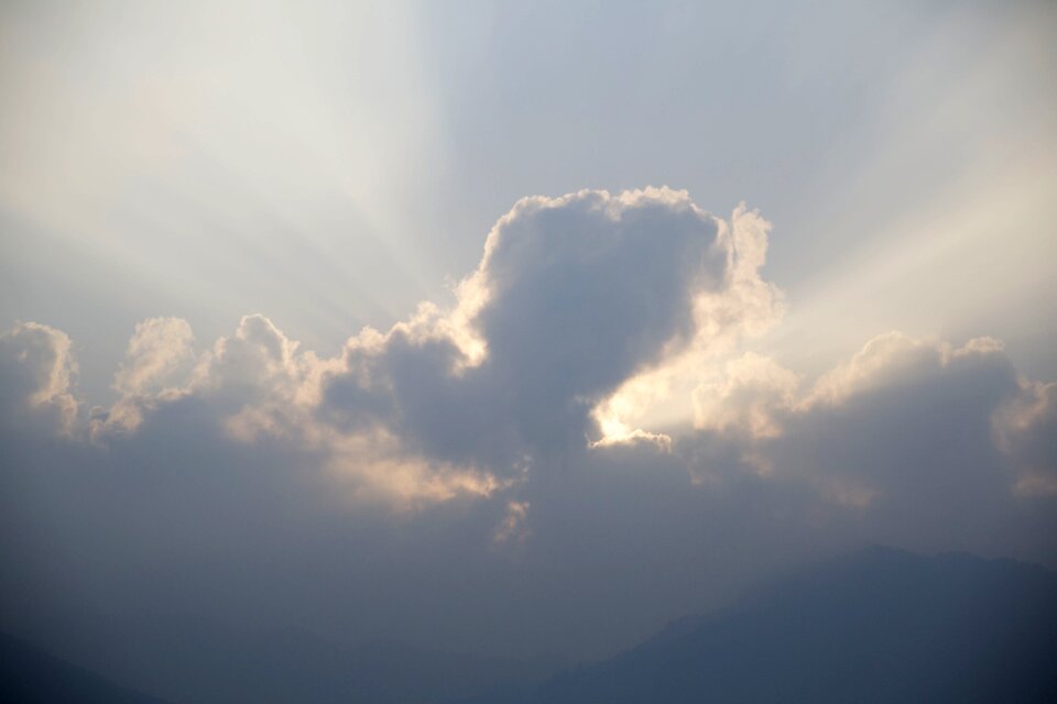 Sun the clouds light