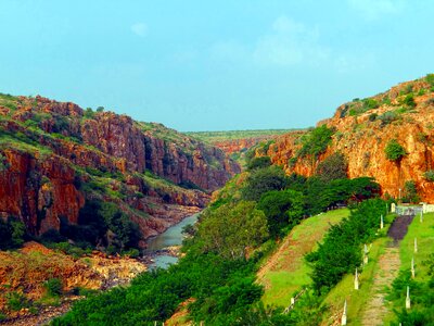 Cliff mountain karnataka photo